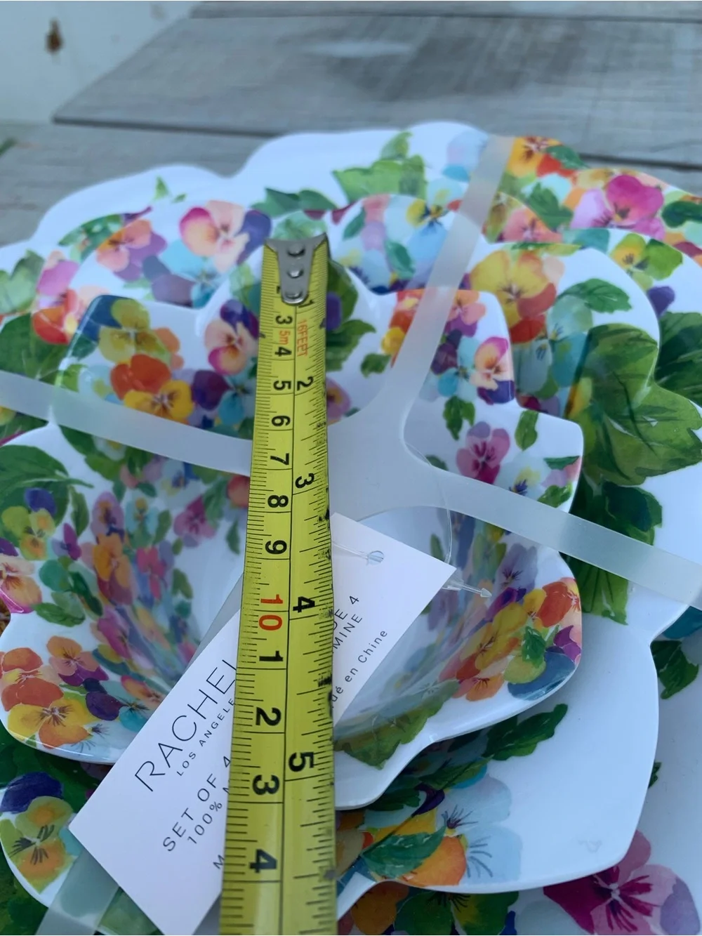 Rachel Zoe Pansy Melamine Serving Bowls Nesting Set of 4 Floral Flower Scalloped